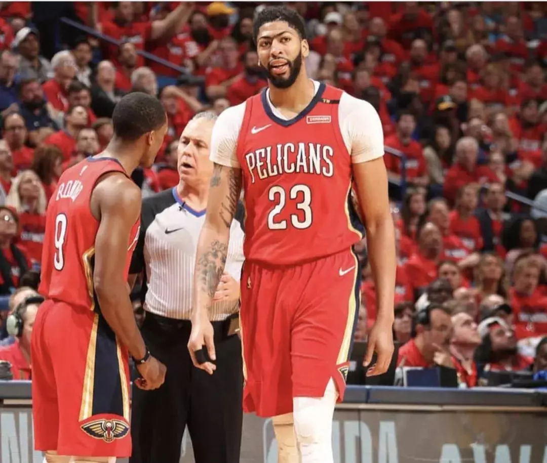 爆表现为自 爆表现为自