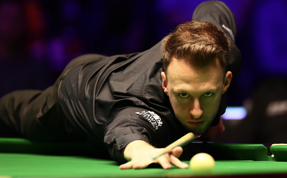 持比分甚至 持比分甚至