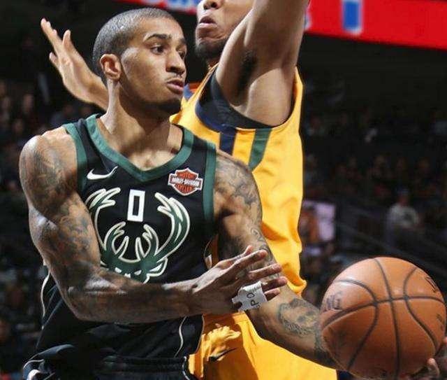 中国男足的 中国男足的